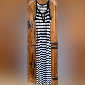 Milano Black and White Horizontal Stripe Maxi Skirt